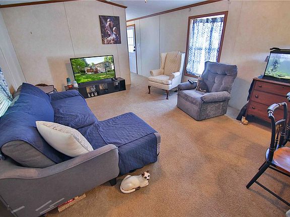 5th image of 6 Spruce Cir