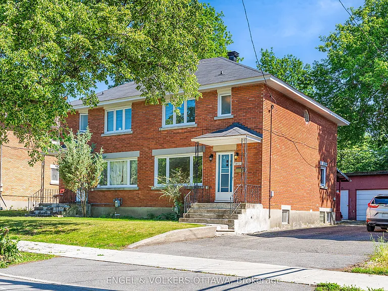 1402 Kilborn Ave — Photo 1