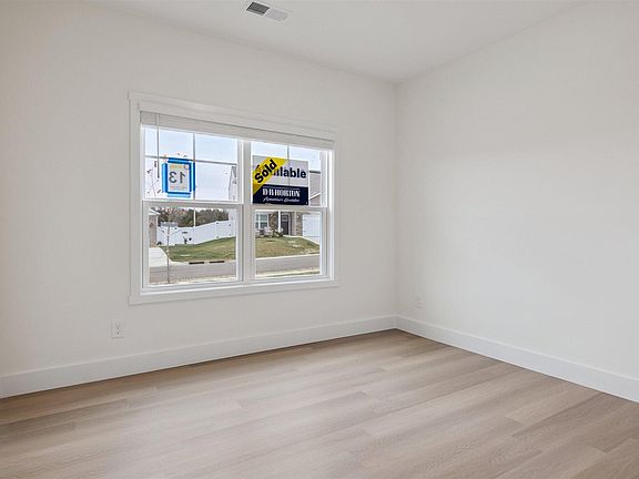 3rd image of 5154 Grist Ln