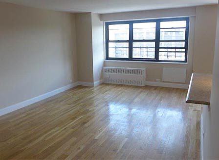 5th image of 2040 Bruckner Blvd APT 9L