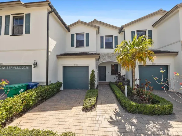 13054 SW 233rd Ter, Homestead, FL 33032