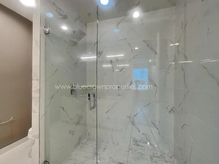 1625 Hickory St #105 — Photo 10