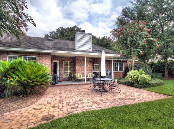 5th image of 140 Stately Oaks Cir