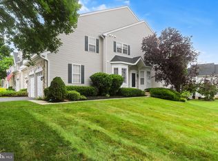 29 Henley Dr, Glen Mills, PA 19342