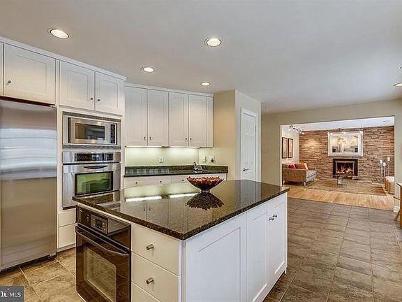 5th image of 6631 Weatheford Ct
