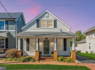 54 Church St, Windsor, NJ 08561