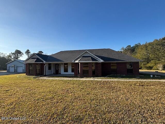 1st image of 18039 Robinwood Dr