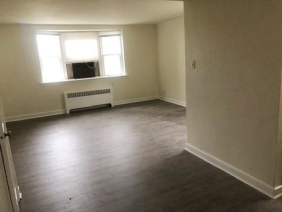 3rd image of 1010 Kerper St Floor 1