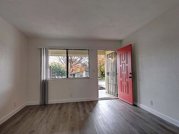 3rd image of 8888 Kalo Ct
