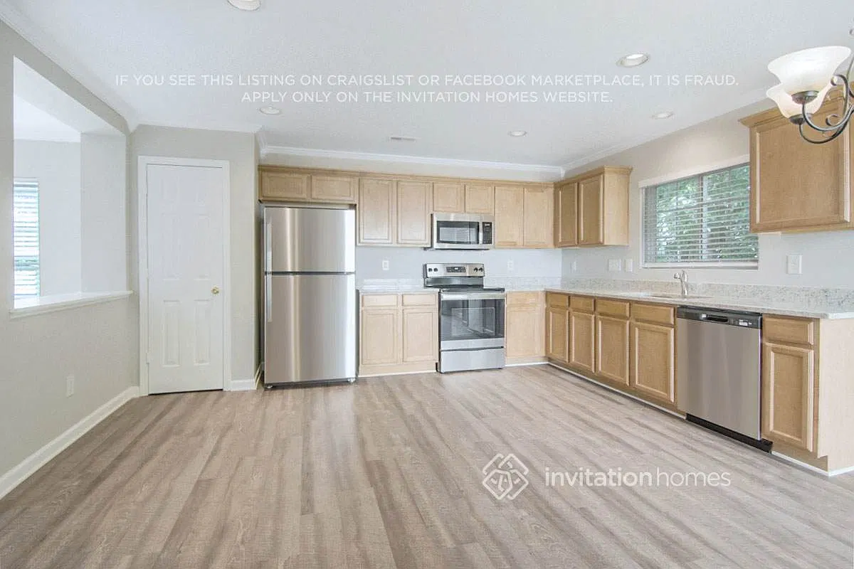 523 Pebblestone Dr Durham, NC 27703 — Photo 4