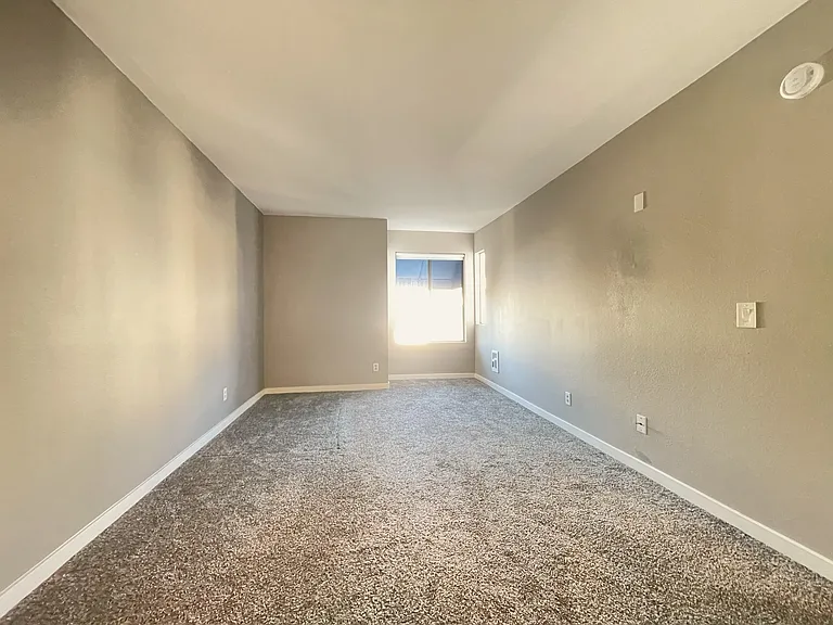 8338 Regents Rd #3O — Photo 11