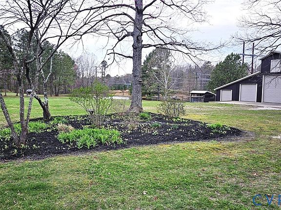 4th image of 10511 Ashcake Rd