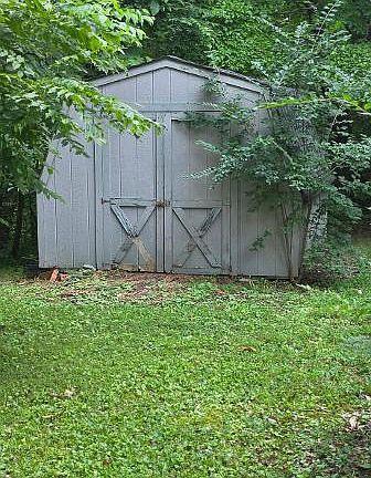 5th image of 950 Nazareth Rd