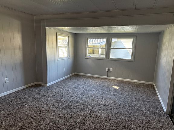 5th image of 7267 Bennington Pike #201