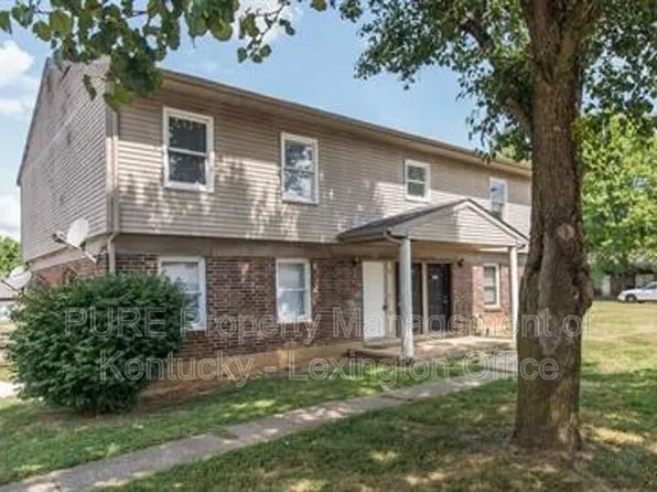 243 Landings Dr, Frankfort, KY 40601