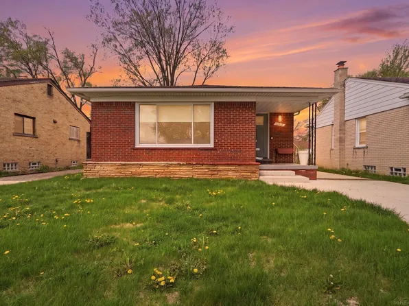 23005 Church St, Oak Park, MI 48237