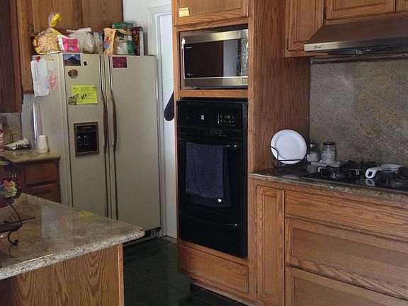 5th image of 1724 Newbridge Ave