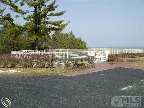 Oscoda condo 032