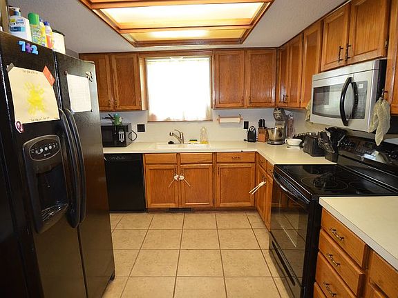 3rd image of 713 N Briarcliff Dr