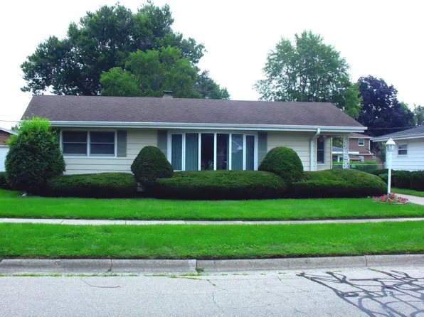 1241 S Pearl St, Janesville, WI 53546