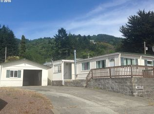 16137 Wedgewood Ln, Brookings, OR