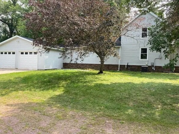920 10th St N, Mountain Lake, MN 56159