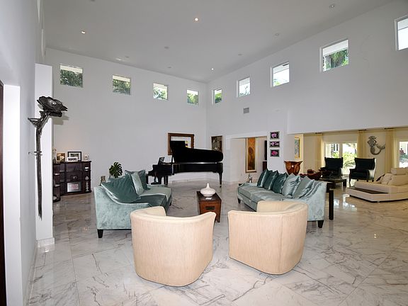 4th image of 12850 Sw 57th Avenue