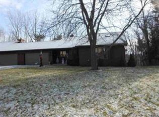 160 Country Club Ln, Fort Johnson, NY 12070