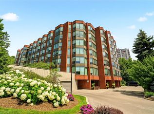 2121 Lakeshore Rd #507, Burlington, ON L7R1C9