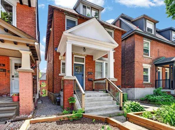 60 Clarey Ave, Ottawa, ON K1S 2R7