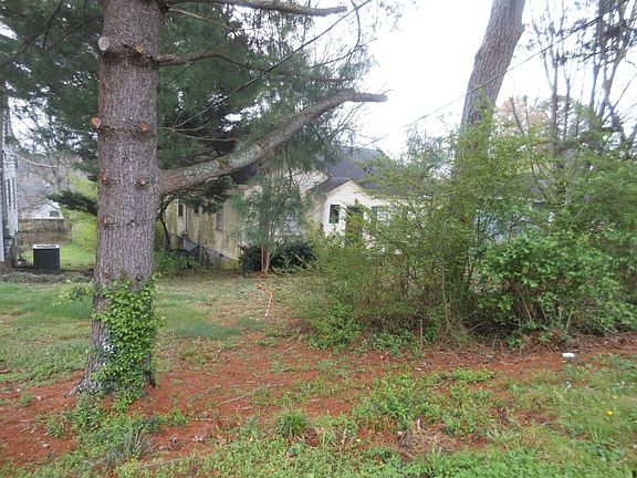 3rd image of 626 Marlboro Ave