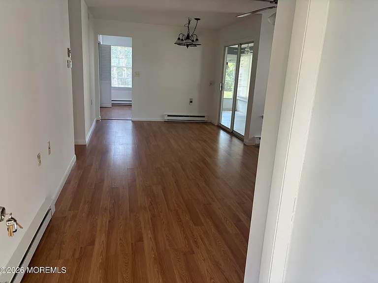 21 Newbury Row — Photo 8
