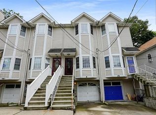 18 Layton Ave, Staten Island, NY