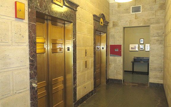 3rd image of 4015 N Milwaukee Ave Unit 204