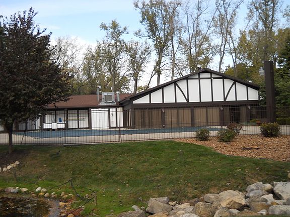 5th image of 8245 Willow Dr #43A