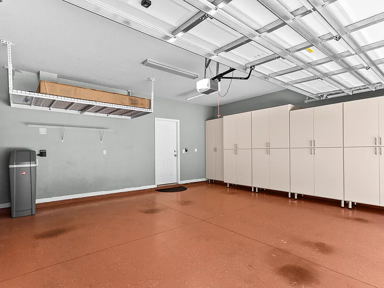 14135 Corrine Cir — Photo 23