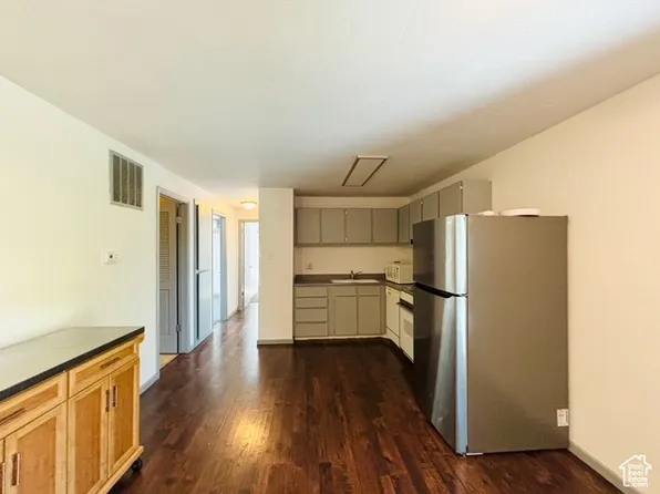 333 E 4500 S APT 13, Murray, UT 84107