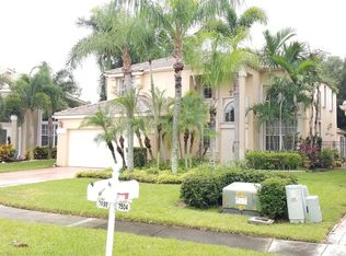 7498 Ridgefield Ln, Lake Worth, FL 33467