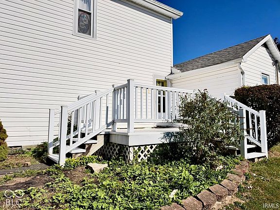 5th image of 120 N Elm St