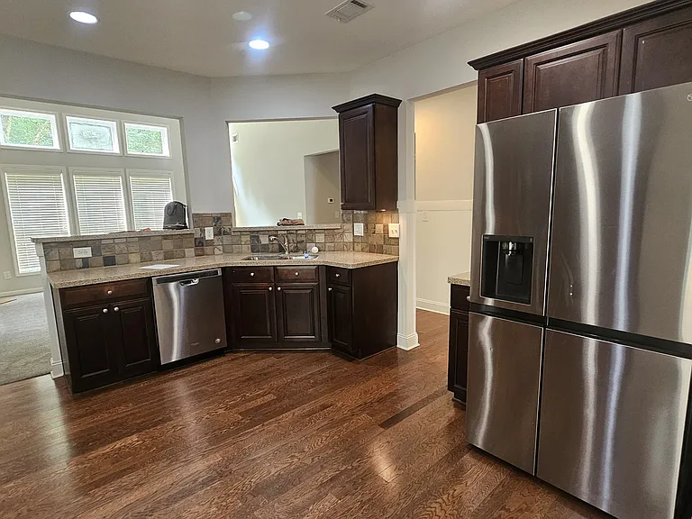 2243 Jasmine Glen Dr — Photo 7