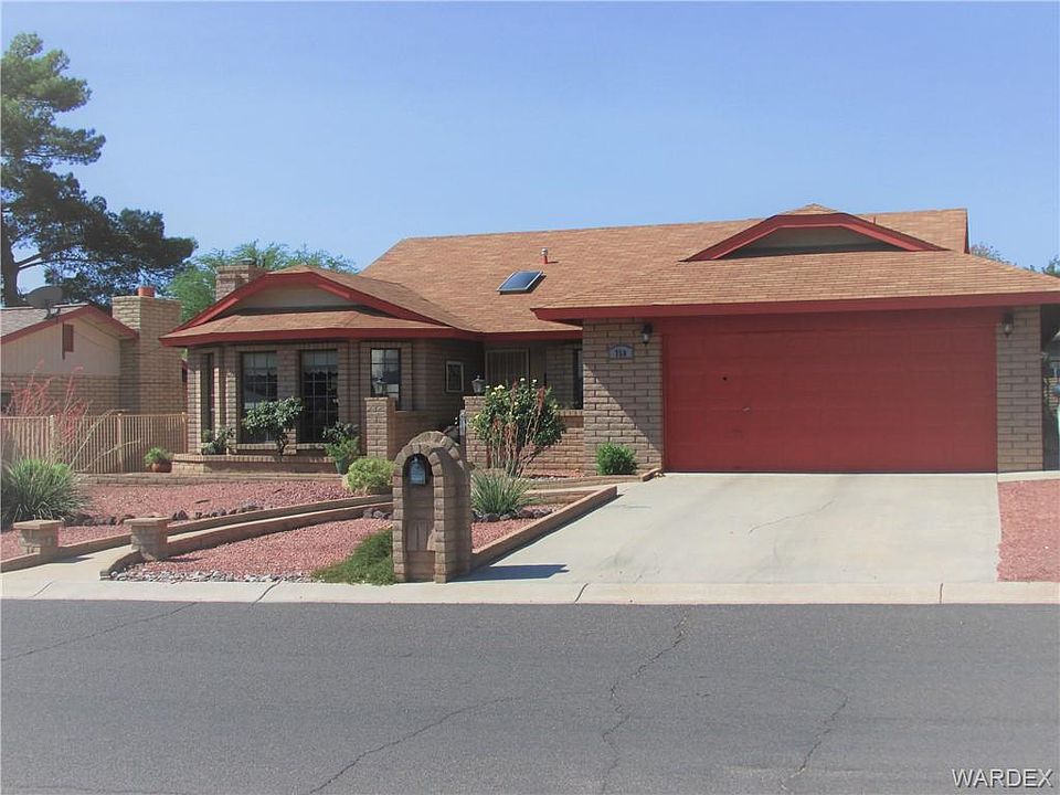 1st image of 750 Crestwood Dr