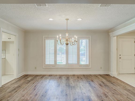 4th image of 8602 Utica Ave
