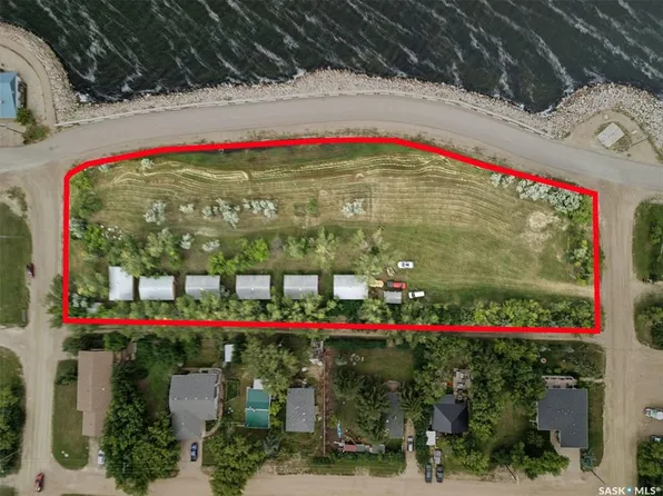 602-620 Lake AVENUE, Manitou Beach, SK S0K 4T1