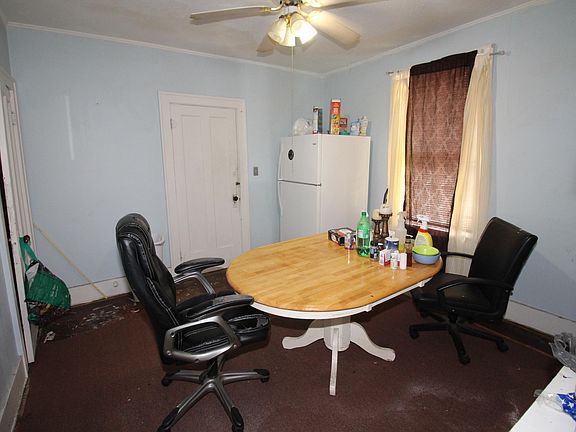 5th image of 155 Taylor Ave