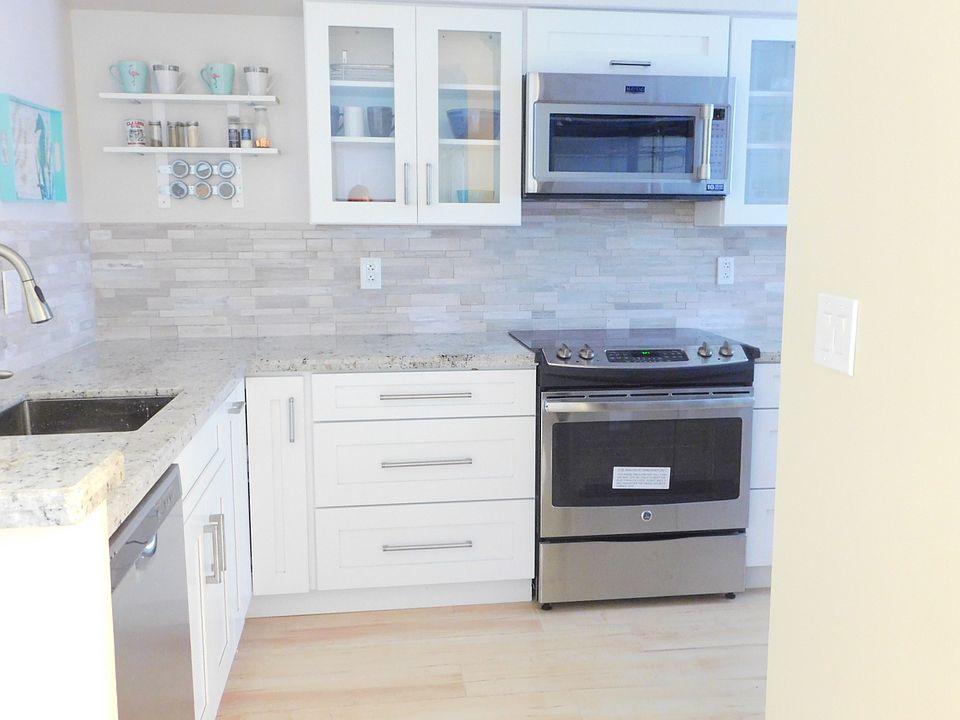  Open Space Kitchen