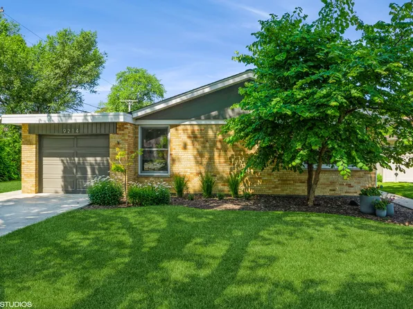 9214 Kostner Ave, Skokie, IL 60076