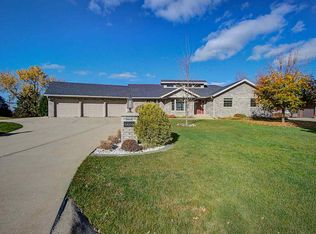6666 Highland Dr, Windsor, WI 53598