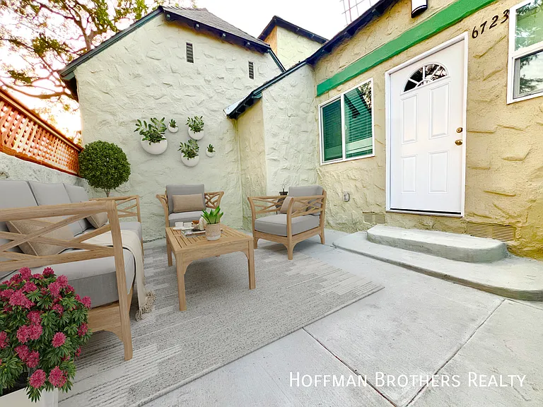302 N Mansfield Ave #A — Photo 7