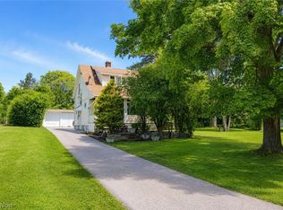 5363 Bartlett Rd, Bedford Heights, OH 44146