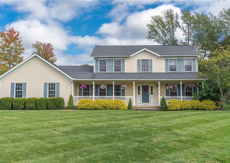 1st image of 1237 Atterbury Dr
